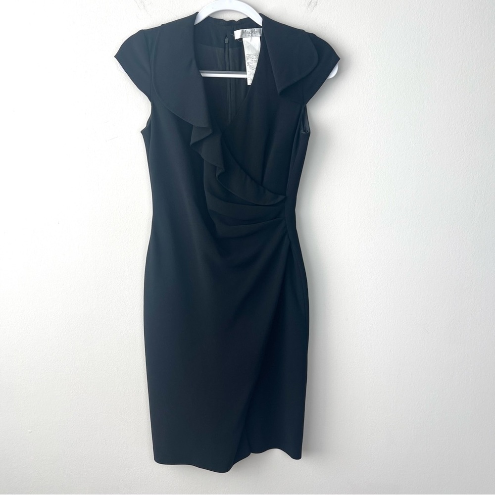 MaxMara Black Wool Knee Length Dress Staple Work Career Sophisticated Classy